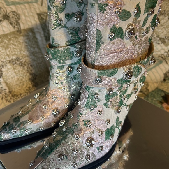 Floral Embellished Ankle Boots - Picture 5 of 7